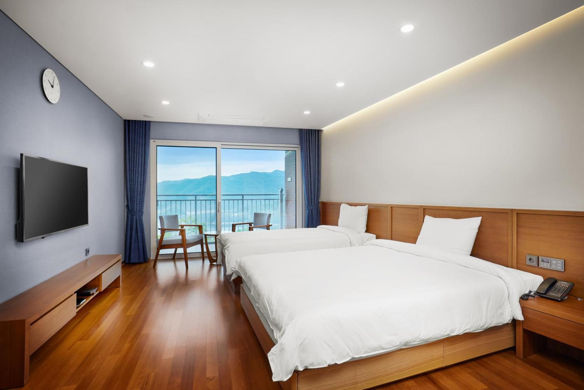 Belle Fore Resort Jeungpyeong Exterior photo